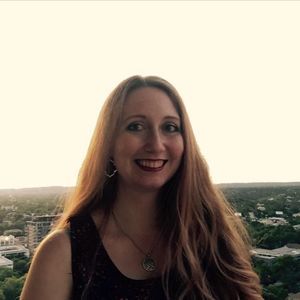 Meet your Posher, Julia